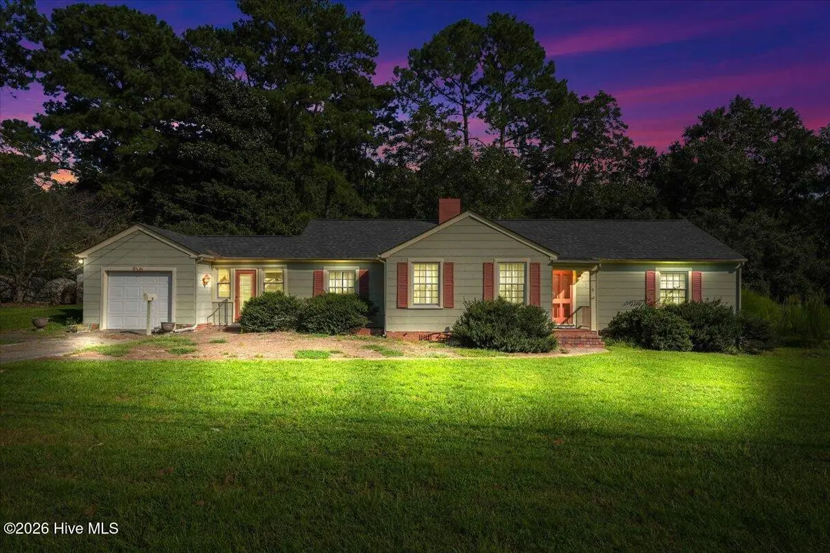 618 N Church Street, Mount Olive, NC 28365 - #1