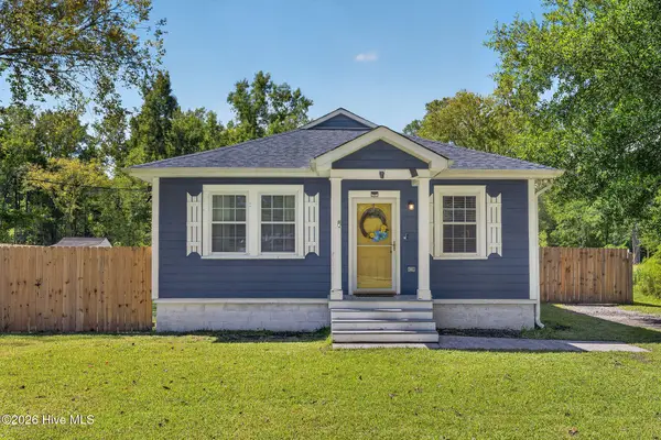 104 Gilbert Curry Drive, Castle Hayne, NC 28429