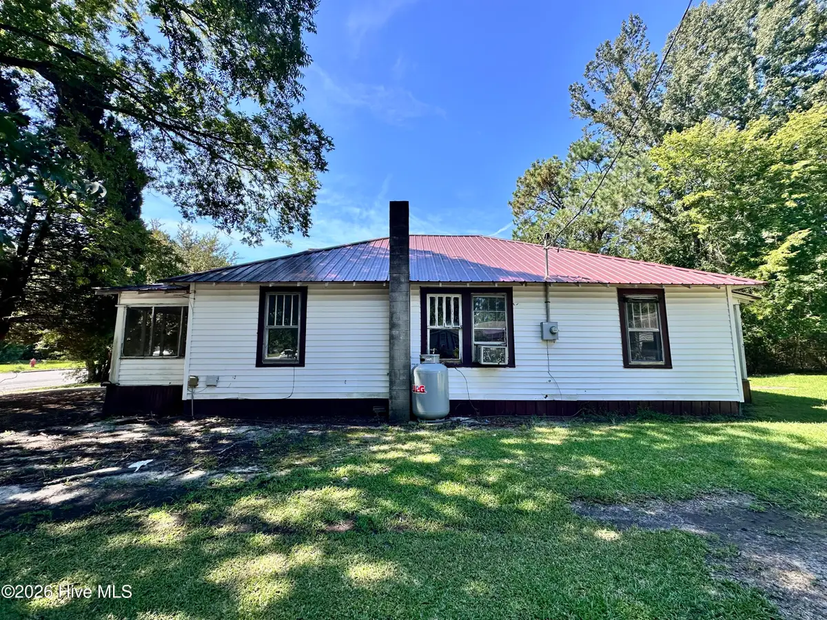 757 Pamlico Street, Belhaven, NC 27810 - #1