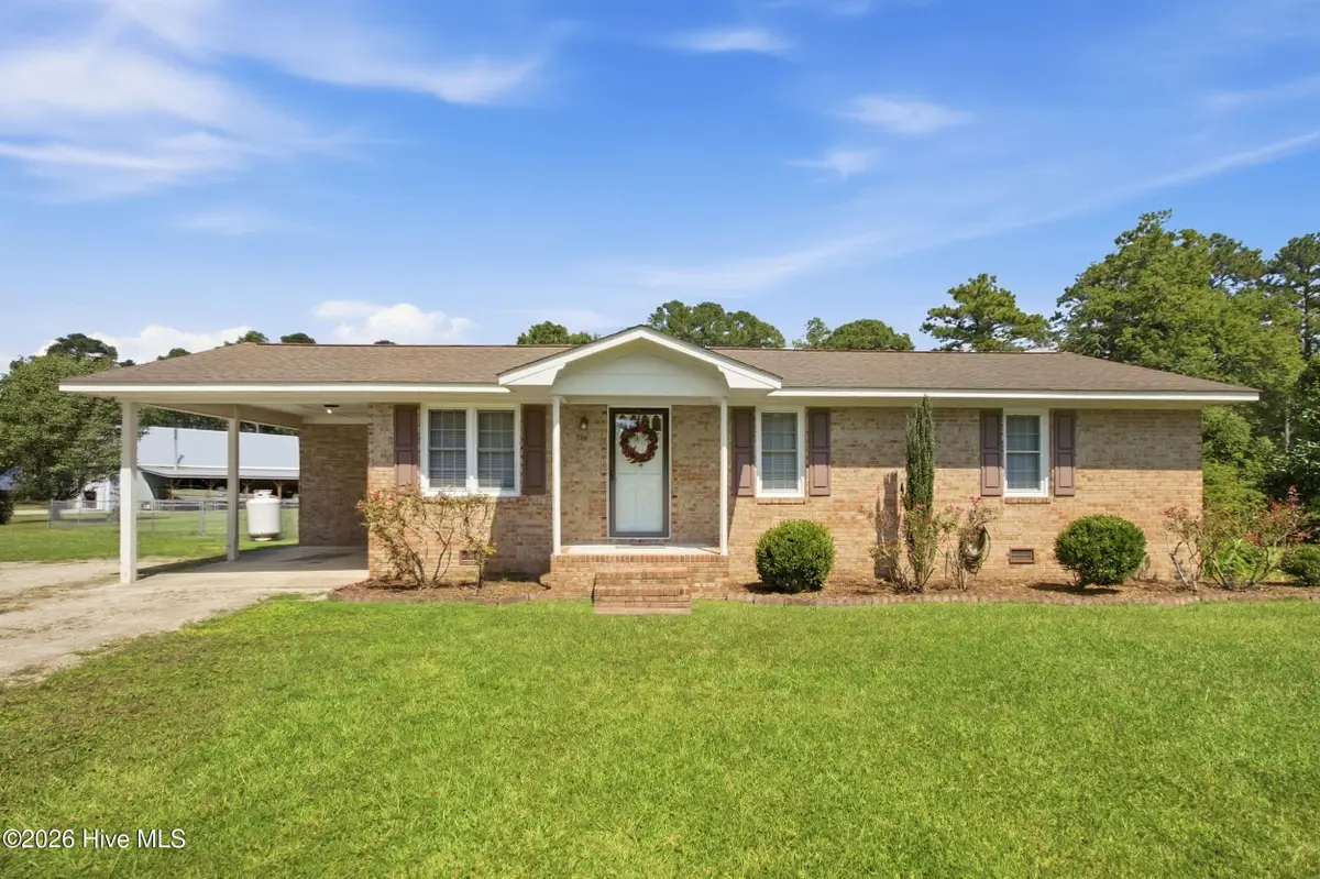 304 Halls Creek Road, New Bern, NC 28560 - #1