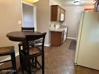 2915 Monroe Drive, New Bern, NC 28562 - #3