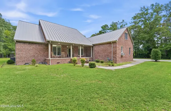 1380 Oak Grove Road, Trenton, NC 28585