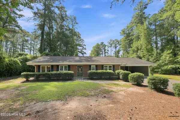 117 Lakeview Drive, Whispering Pines, NC 28327