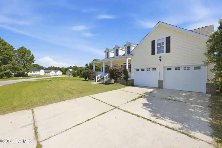 1203 Coral Reef Court, New Bern, NC 28560 - #3