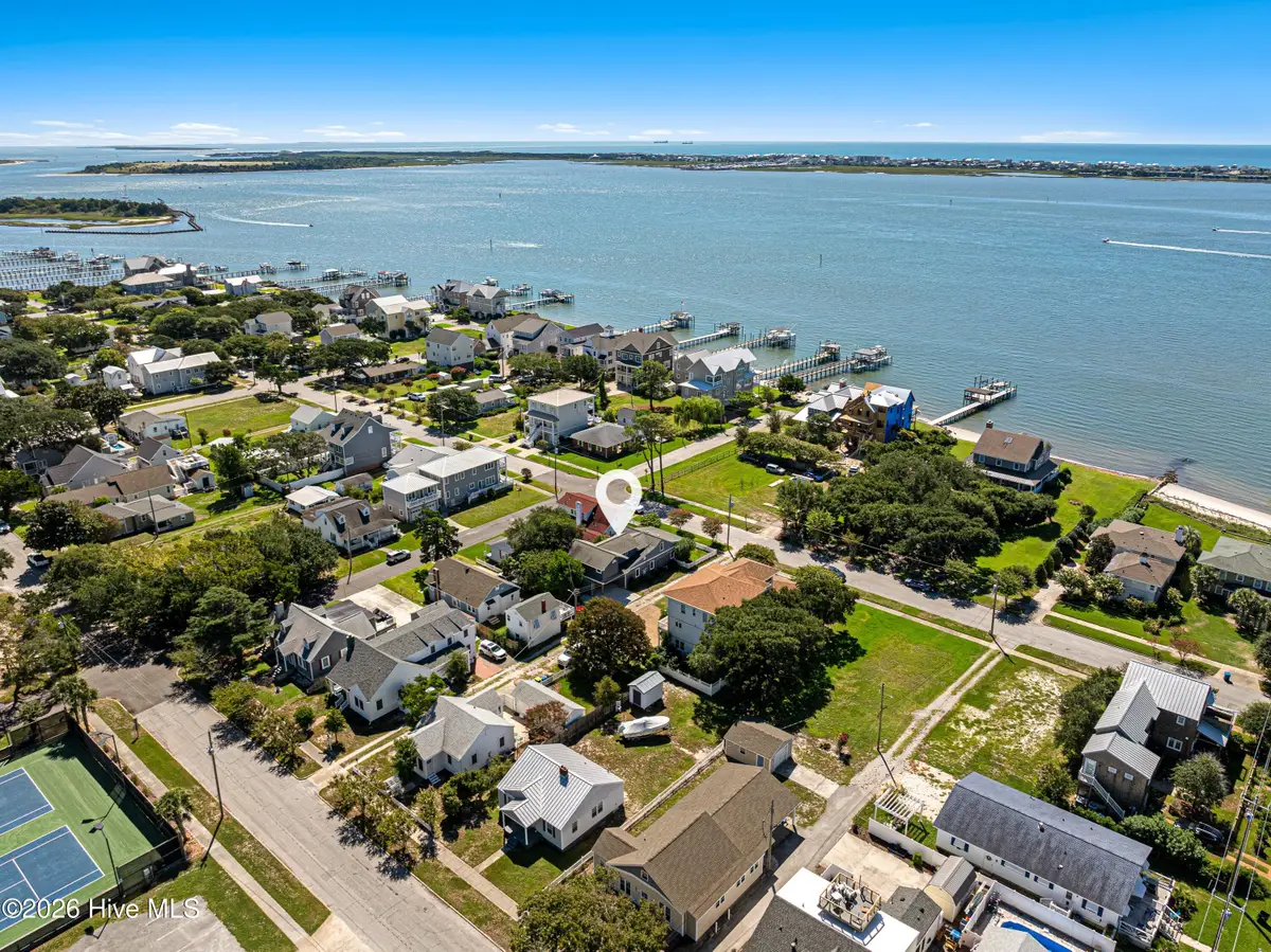 1502 Shackleford Street, Morehead City, NC 28557 - #1