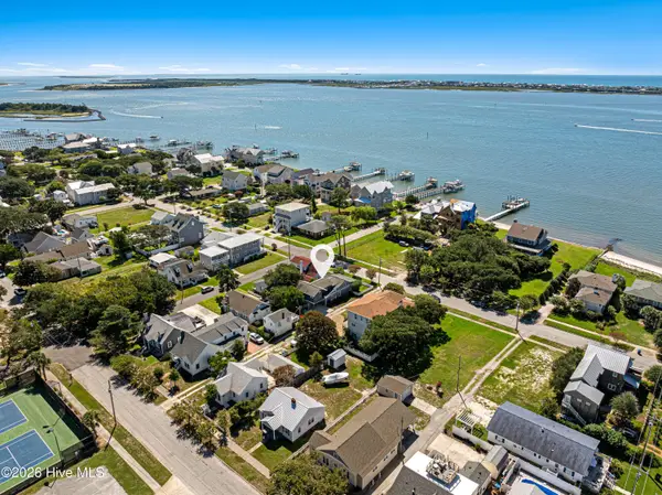 1502 Shackleford Street, Morehead City, NC 28557