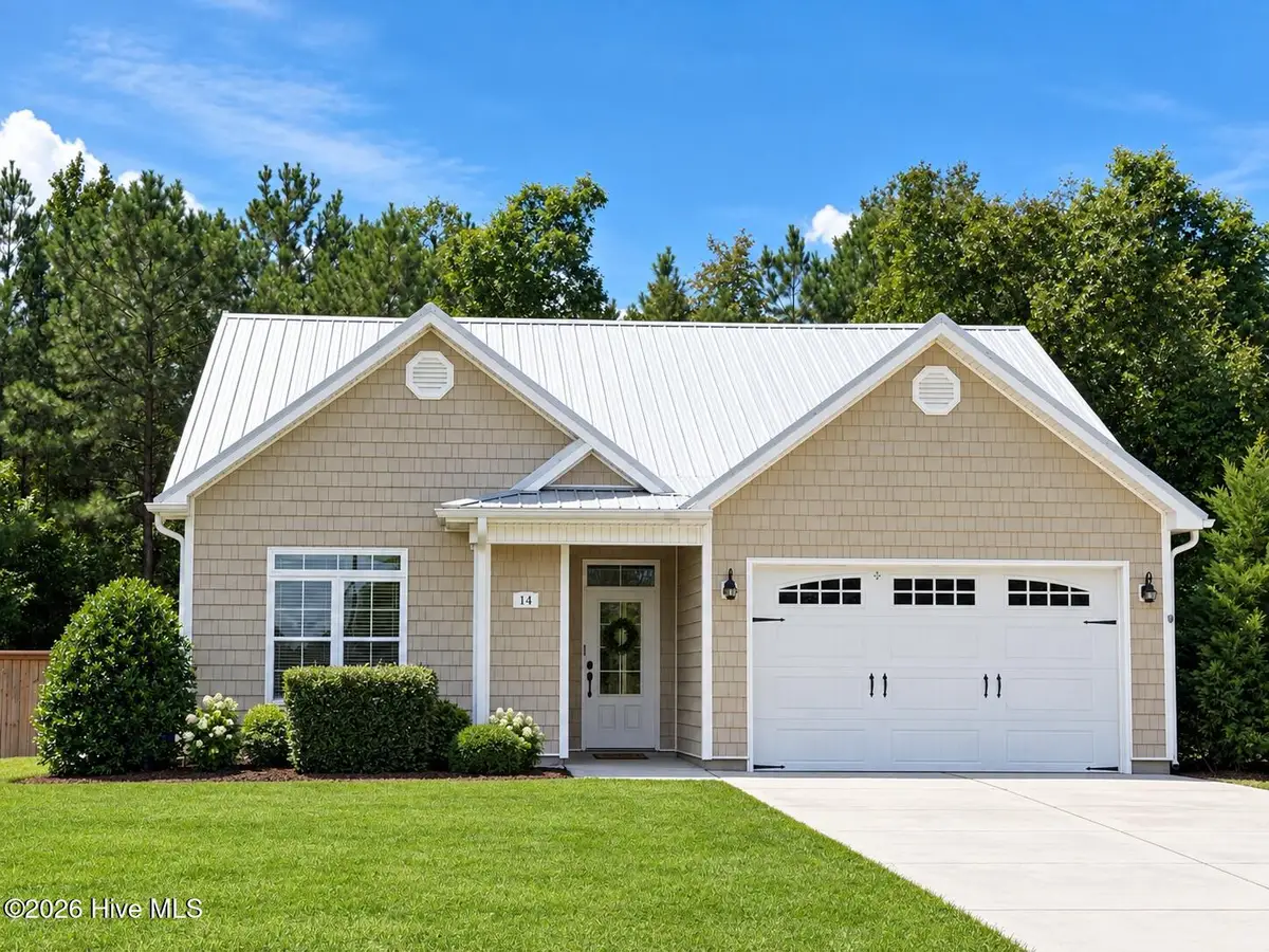 14 E Caribou Court, Lake Waccamaw, NC 28450 - #1