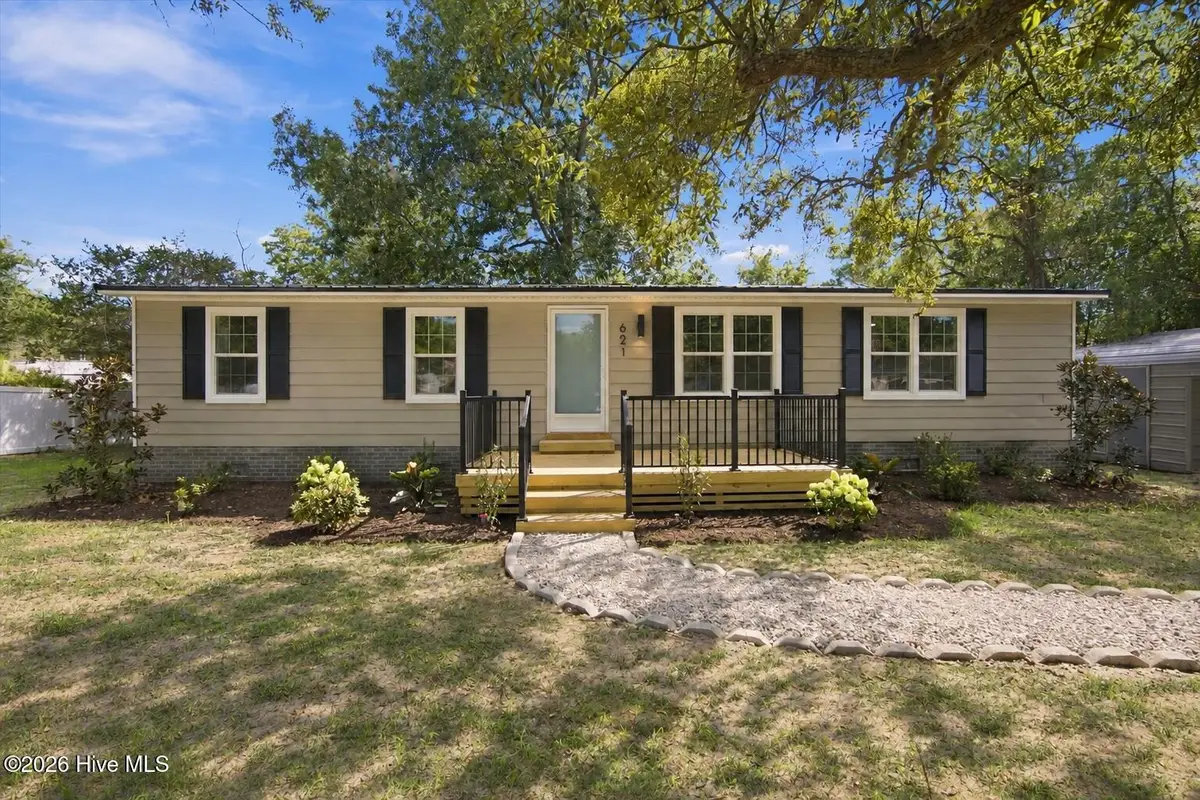 621 Harbor Drive Se, Bolivia, NC 28422 - #1