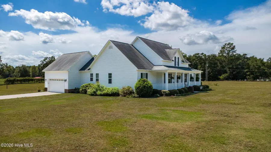 16 Craven Drive, Lumberton, NC 28358 - #2