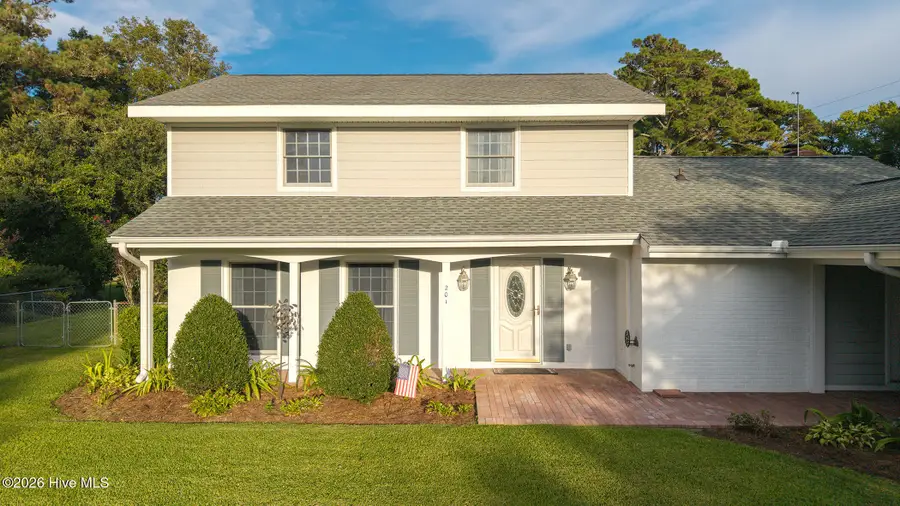 201 Sycamore Drive, Beaufort, NC 28516 - #2