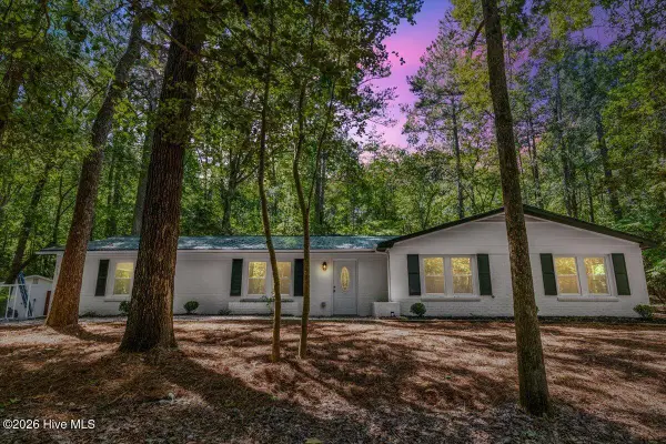115 Wood River Road, West End, NC 27376