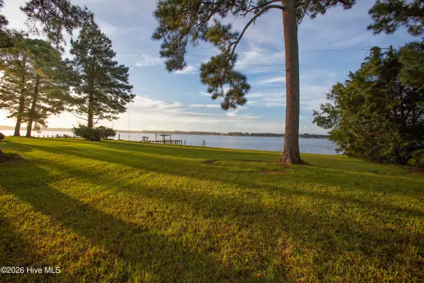 235 Myrtlewood Lane, Bayboro, NC 28515