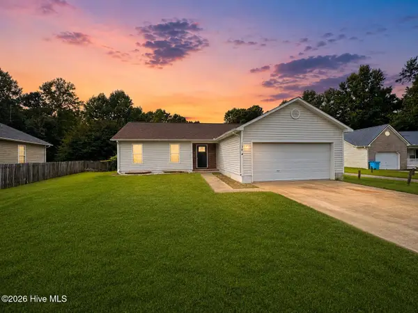 139 Sweetwater Drive, Jacksonville, NC 28540