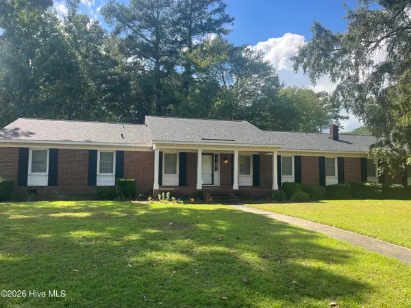 100 Churchside Drive, Greenville, NC 27858
