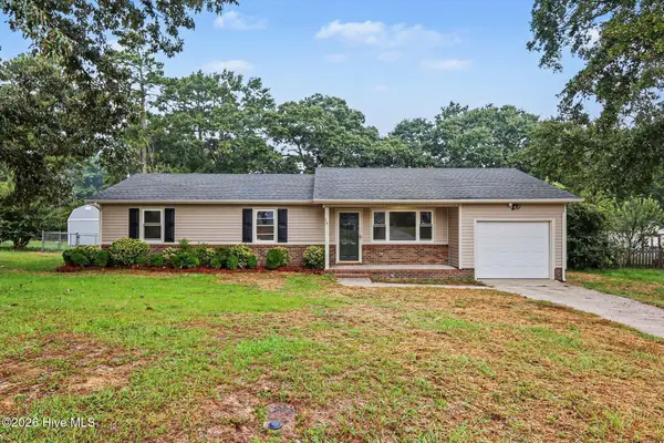 105 Lake Hurst Drive, Dudley, NC 28333