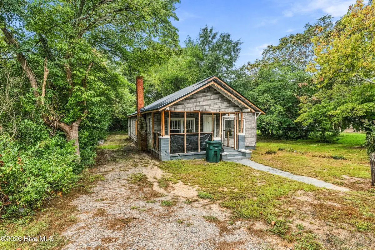 309 Pine Street, Hamlet, NC 28345 - #1