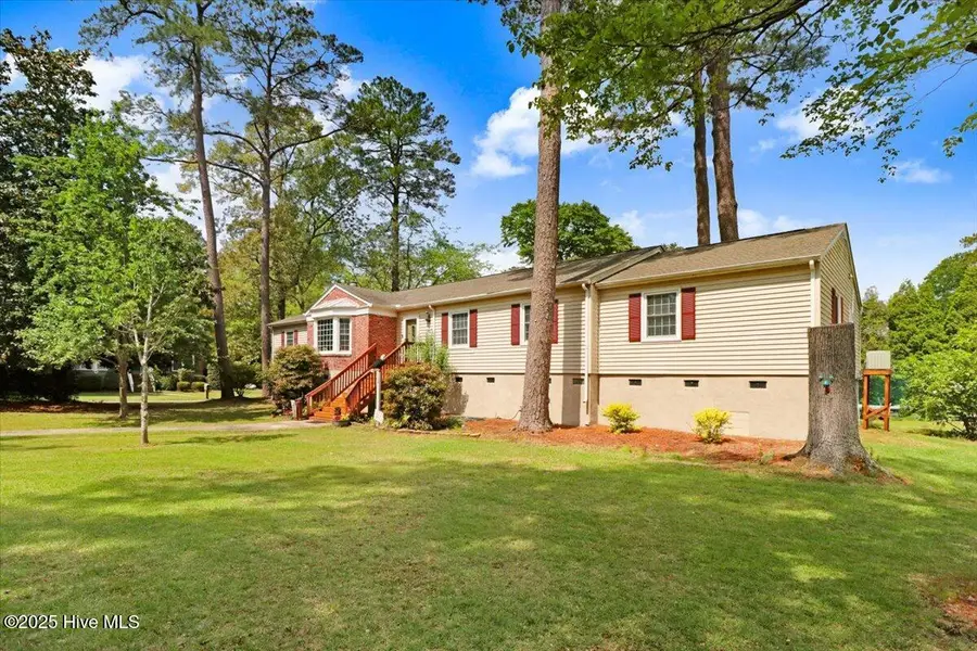 105 Harbor Drive, Washington, NC 27889 - #2