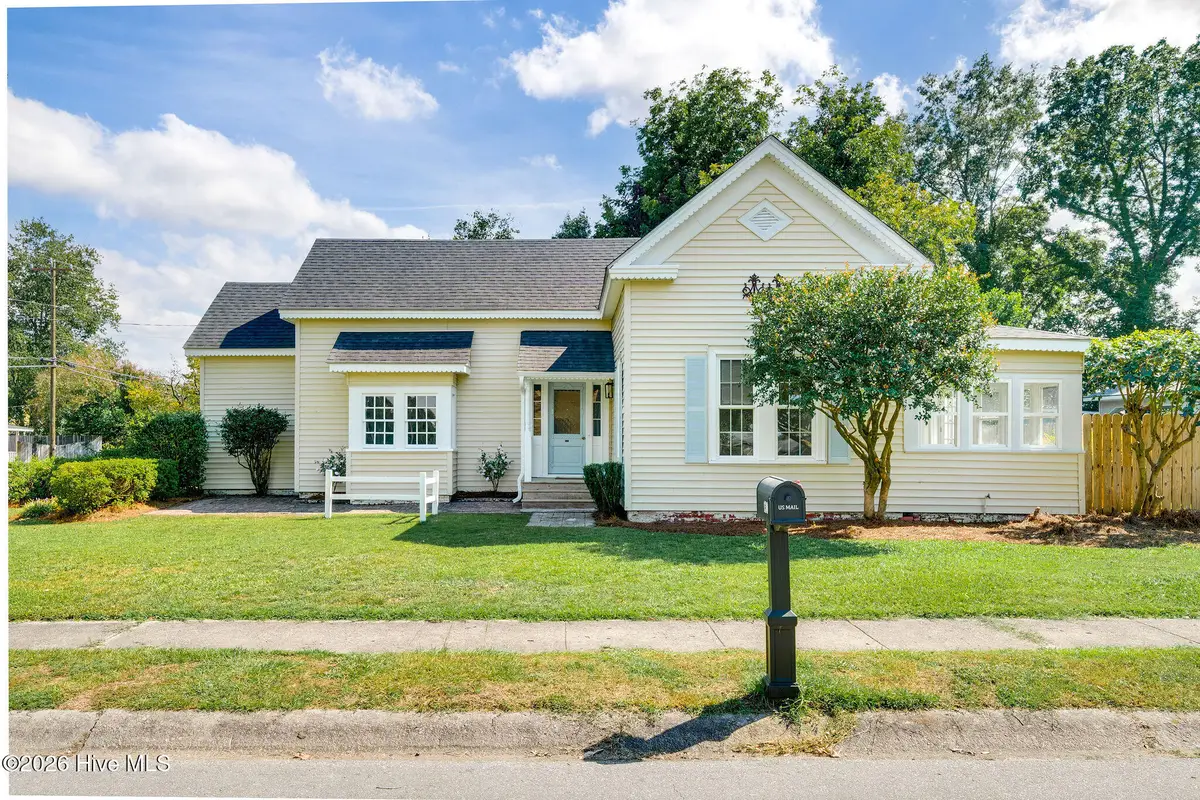 130 E Main Street, Rose Hill, NC 28458 - #1