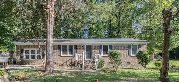 111 Lynn Court, Jacksonville, NC 28540