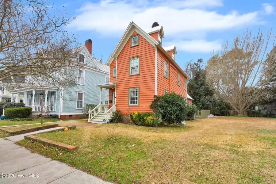 409 Hancock Street, New Bern, NC 28560 - #2