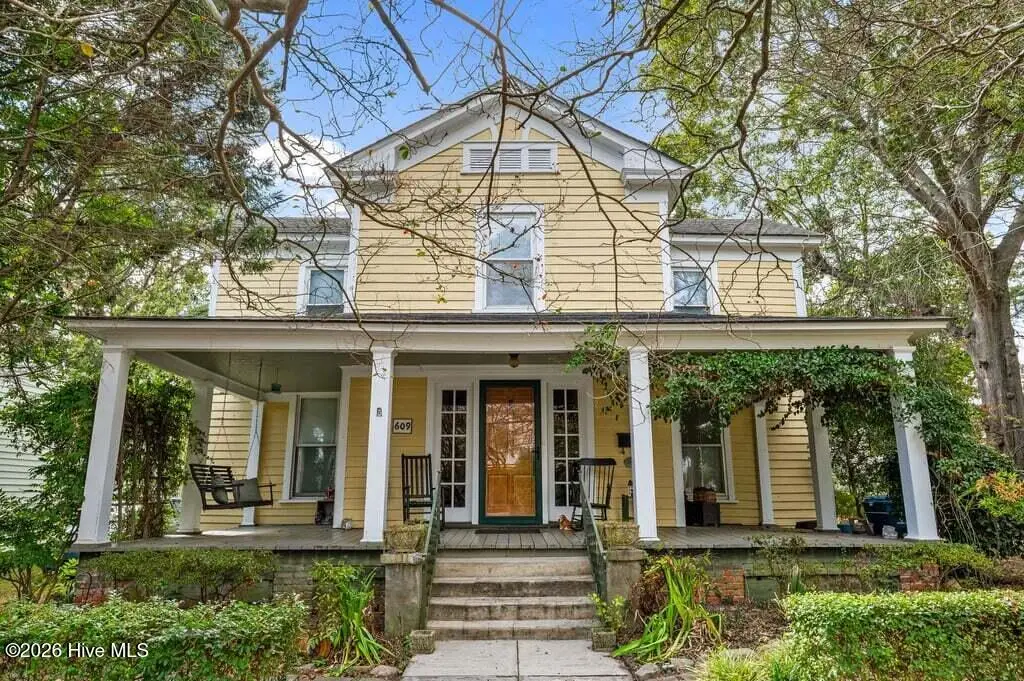 609 E Main Street, Washington, NC 27889 - #1