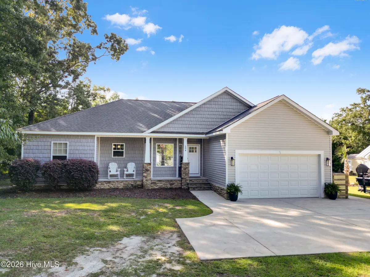 204 Doe Ridge Road, Hampstead, NC 28443 - #1