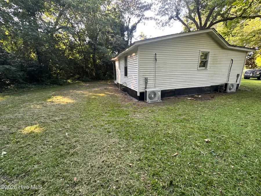 411 Mckay Street, Laurinburg, NC 28352 - #3