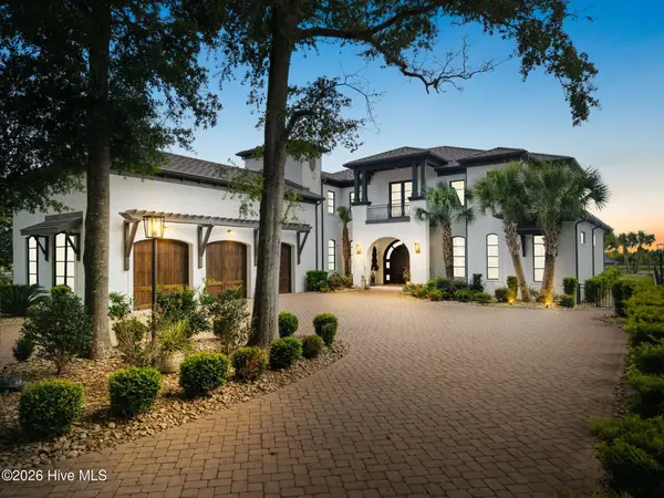 427 Shoreline Drive W, Sunset Beach, NC 28468