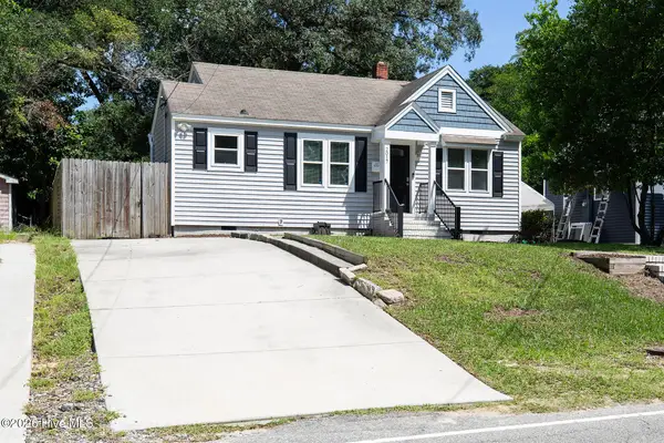 2017 Burnett Boulevard, Wilmington, NC 28401