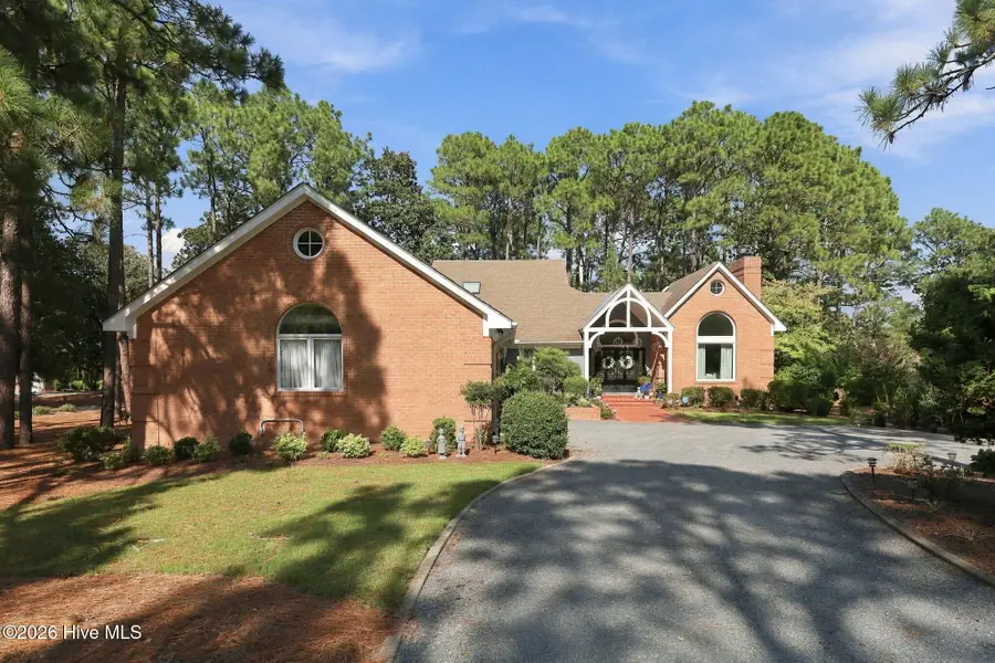 64 Pinewild Drive, Pinehurst, NC 28374 - #3