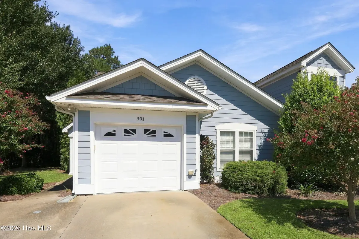 301 Sweetwater Cove, Newport, NC 28570 - #1