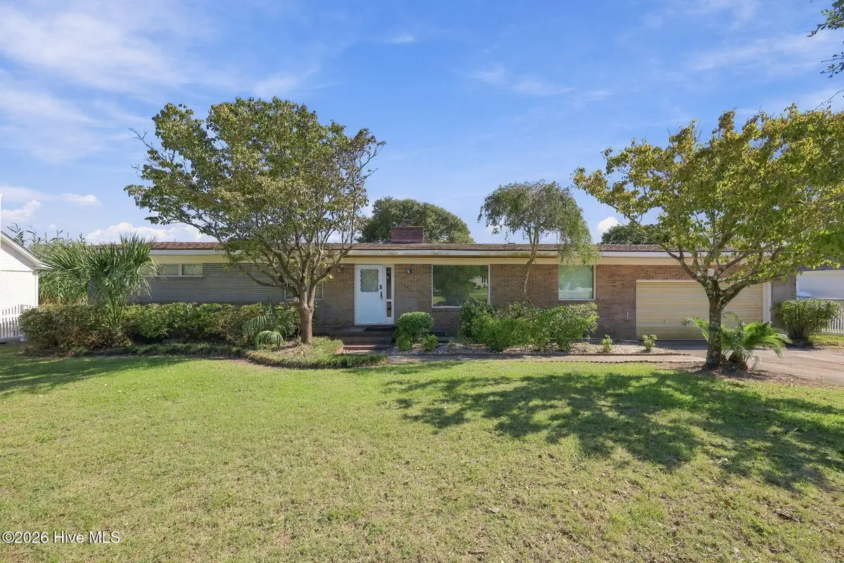 563 Neptune Drive, Cape Carteret, NC 28584 - #1