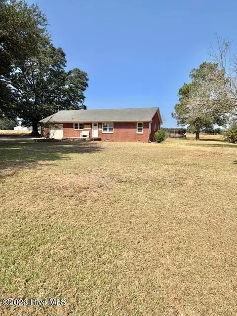 5452 Brothers Road, La Grange, NC 28551