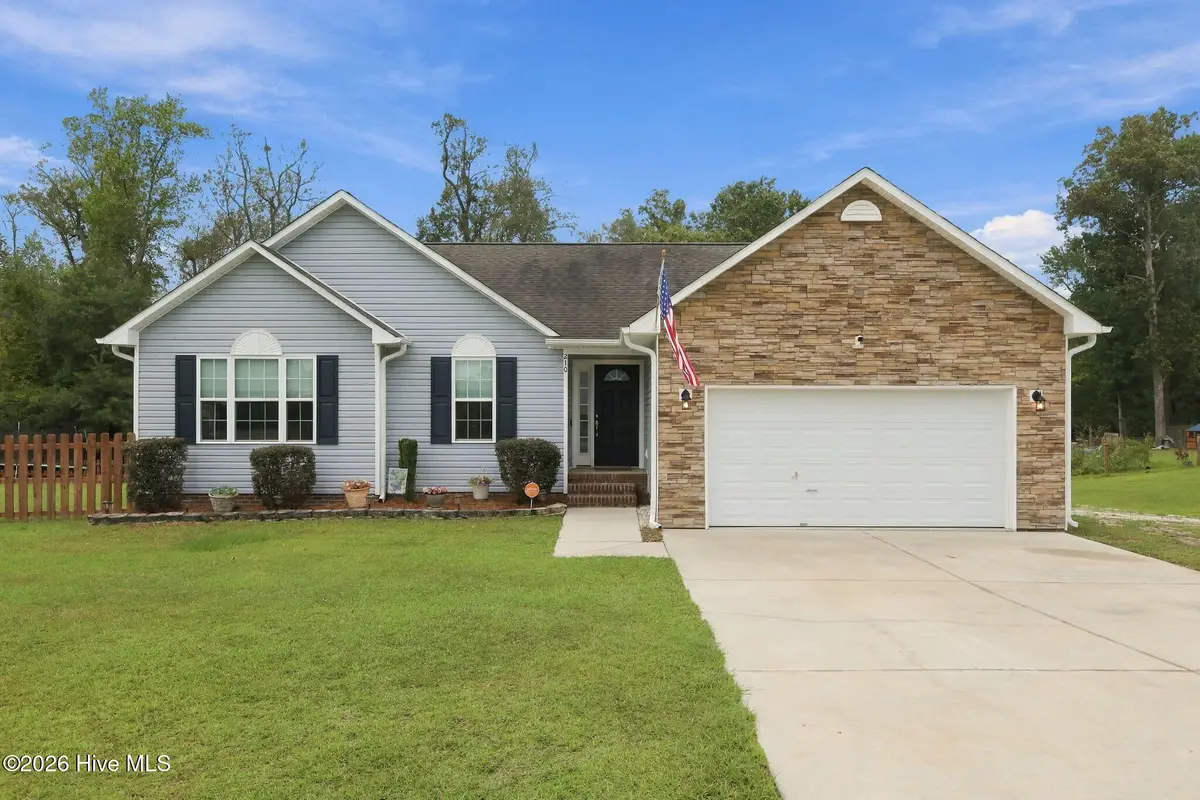 210 Gillespie Drive, Hubert, NC 28539 - #1