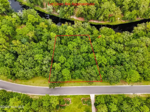 155 Falling Water Way, Wallace, NC 28466