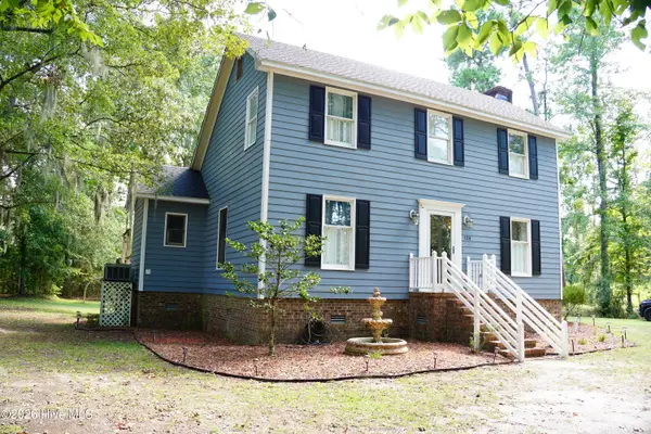 124 Country Place, Washington, NC 27889