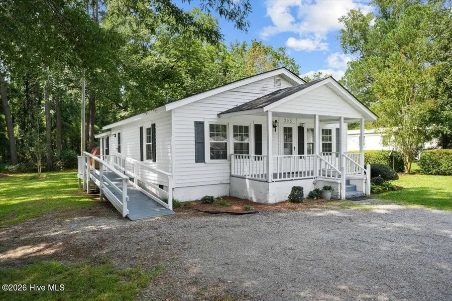 305 E 1st Street, Kenly, NC 27542 - #3