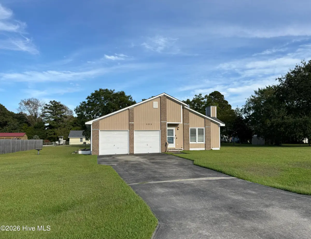 602 Farm Court, Morehead City, NC 28557 - #1