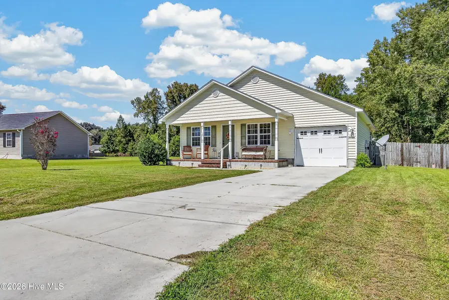 121 Woodbury Farm Drive, Jacksonville, NC 28540 - #3