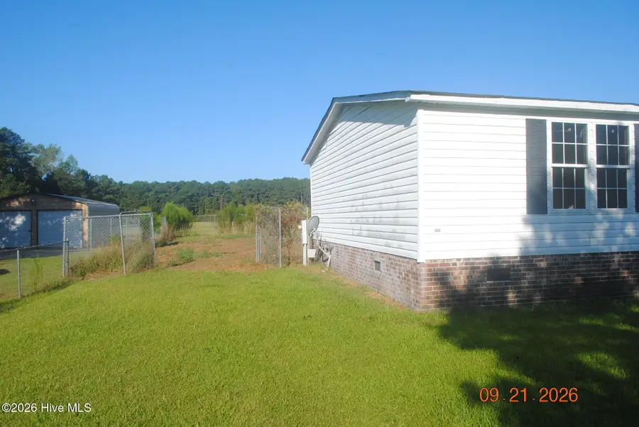 132 Cooper Road, Richlands, NC 28574 - #2