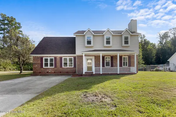 2644 Idlebrook Circle, Midway Park, NC 28544