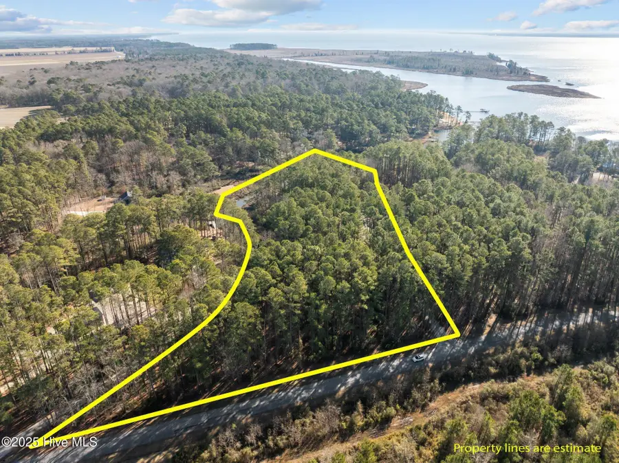33 Mixon Creek Drive, Bath, NC 27808 - #2