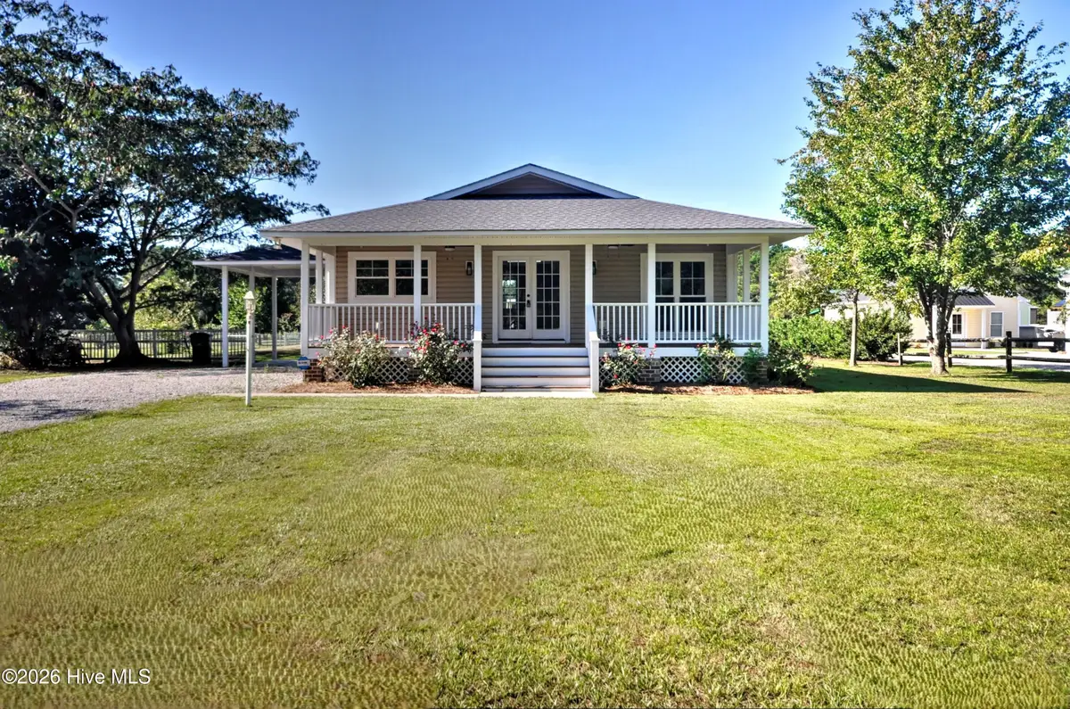 261 Green Bay Road Nw, Ocean Isle Beach, NC 28469 - #1