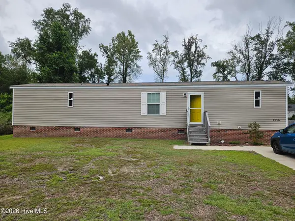 1556 Village Road Ne, Leland, NC 28451