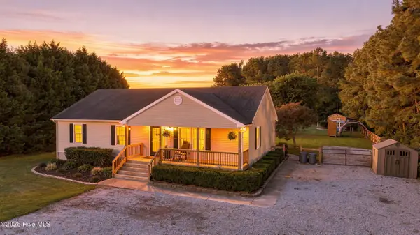 3217 W Gibbs Road, Knotts Island, NC 27950