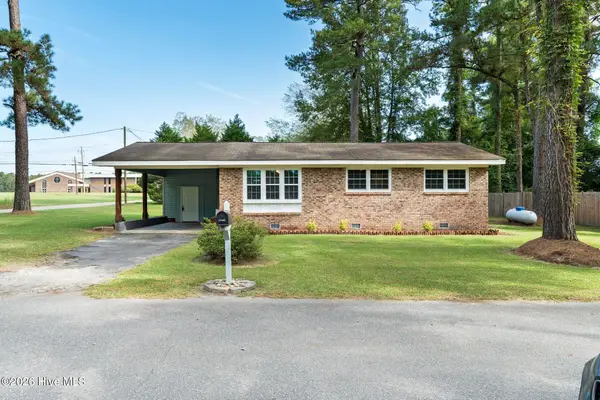 67 Thomas Avenue, Chadbourn, NC 28431