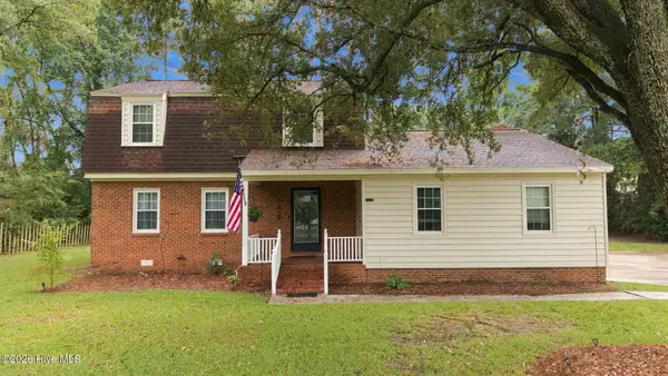 201 Evanswood Drive, Greenville, NC 27858