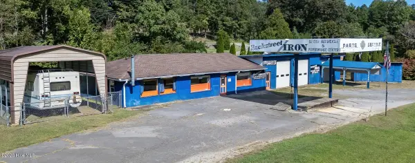 7878 W Us Highway 64, Murphy, NC 28906