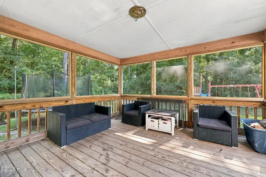 202 Holyoke Drive, Washington, NC 27889 - #3