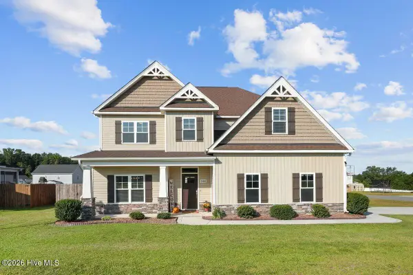 101 Auburn Bay Drive, Pikeville, NC 27863